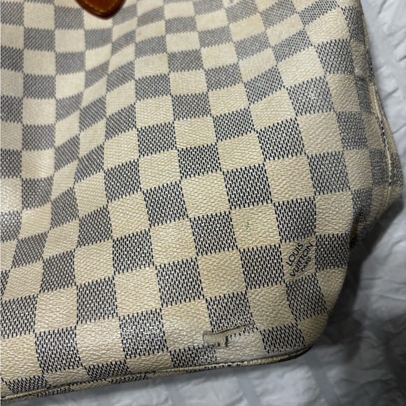 Louis Vuitton Checkered Tote - Picture 3 of 4